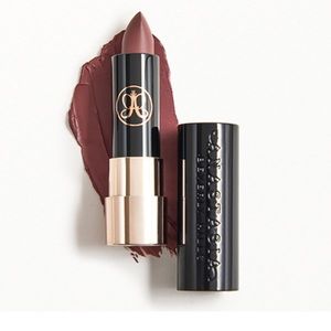 Anastasia Beverly Hills lipstick nude